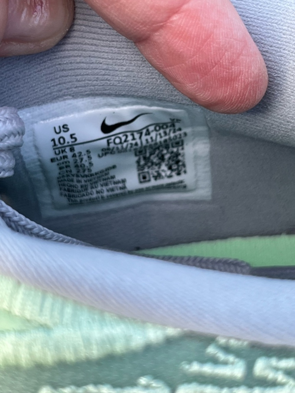 New In Box Nike Sabrina Ionescu LowTop Sneakers in Green & Gray Womans Size 10.5 - Picture 11 of 13